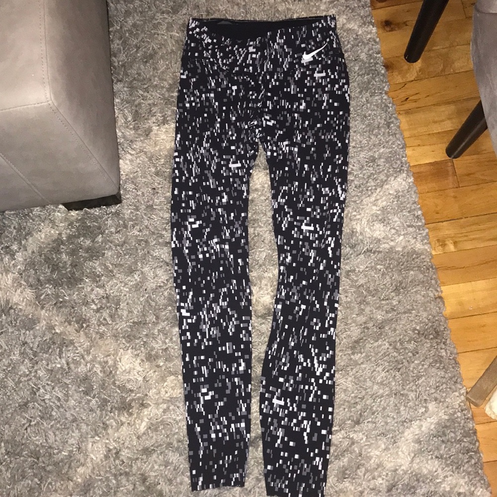 Nike dry fit leggings